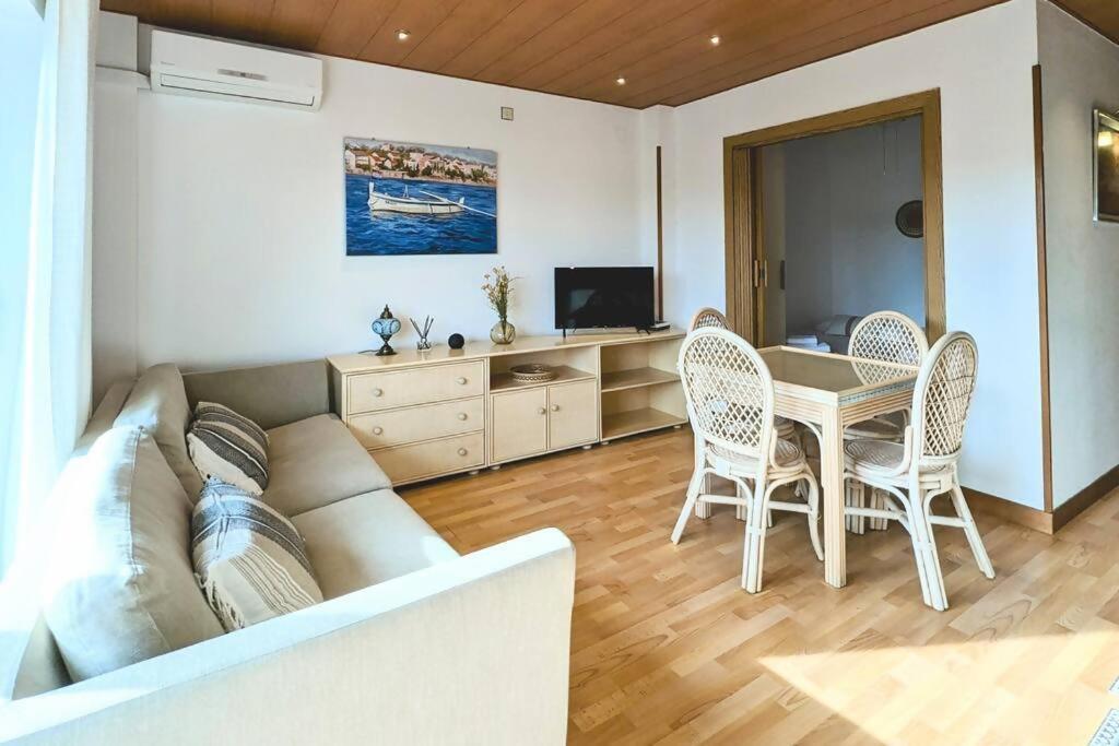 Apartamento Piscina En Platja Daro By Host&Joy Platja d'Aro Exteriör bild