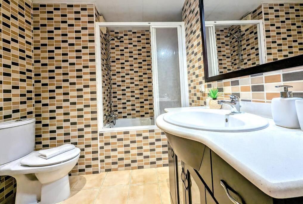 Apartamento Piscina En Platja Daro By Host&Joy Platja d'Aro Exteriör bild
